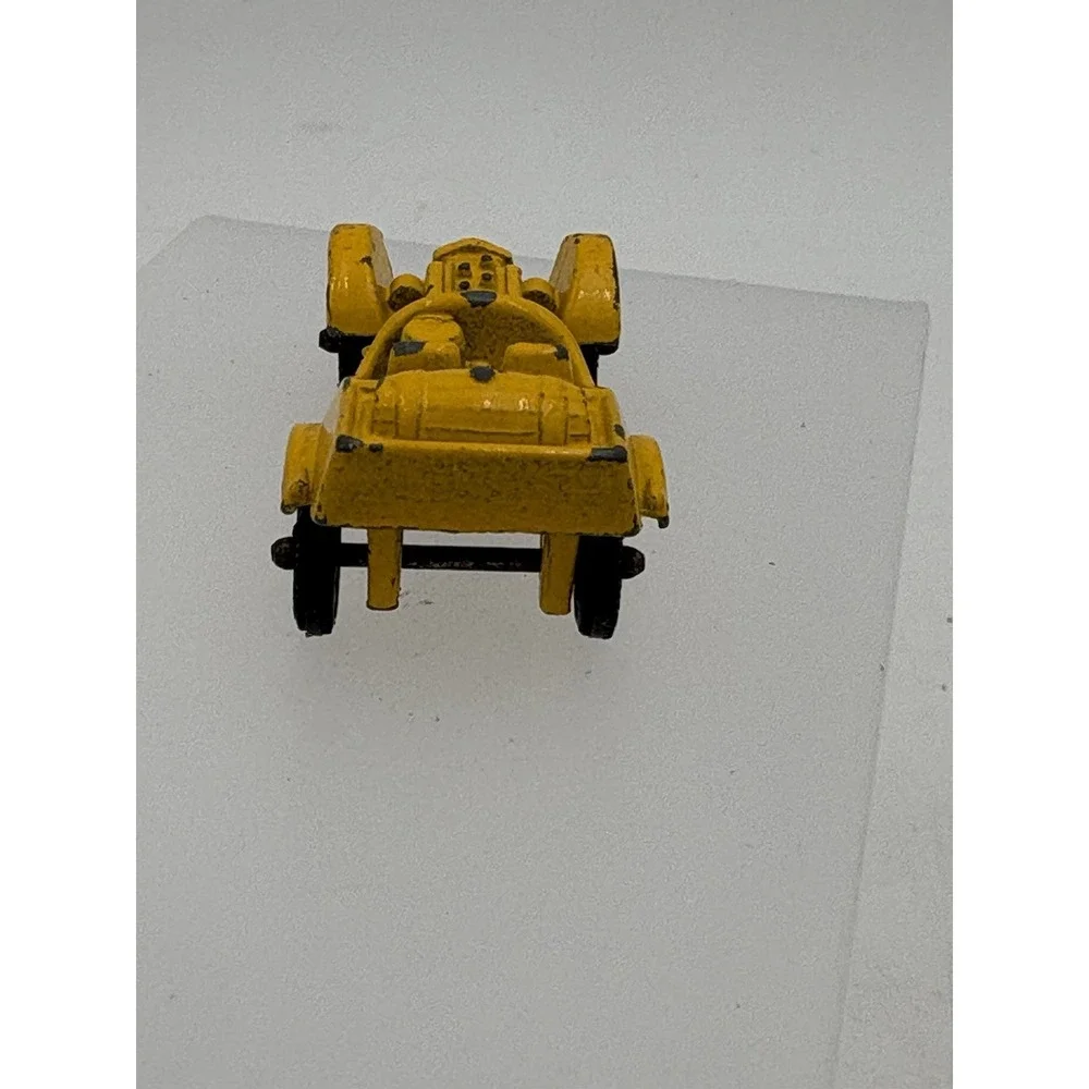 VTG Tootsietoy USA Yellow Roadster Diecast Car 1930s Style‎ 3